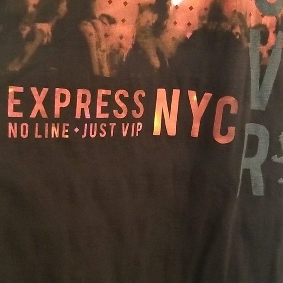 Express Fitted - T - Picture 2 of 4